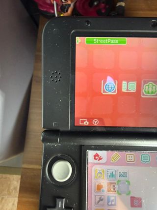 Nintendo 3DS XL Negra / Roja