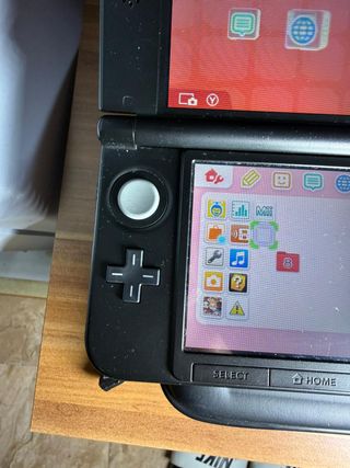 Nintendo 3DS XL Negra / Roja