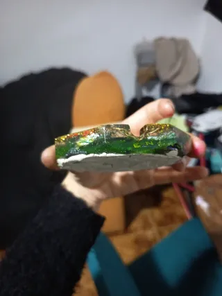 Cenicero Octogonal Verde y Dorado Monster