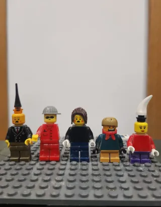 Lote LEGO Nexo Knights + Piezas Variadas
