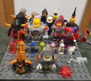 Lote LEGO Nexo Knights + Piezas Variadas