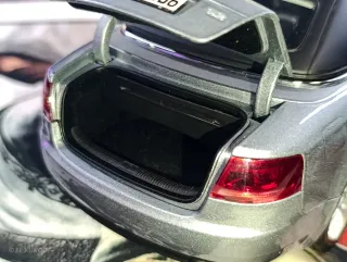 Audi A4 Cabrio 1:18 Plata