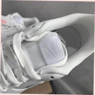 Nike Air Force 1 Low '07 Talla 40.5