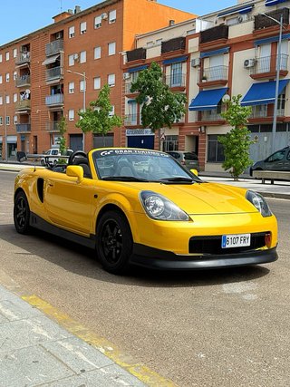 Toyota MR2 2002