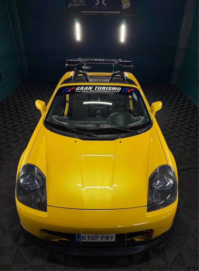 Toyota MR2 2002 - foto 1