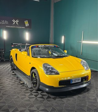 Toyota MR2 2002