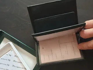 Cartera de piel nueva