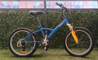 Bicicleta infantil azul B'twin