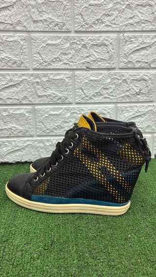 Scarpe Hogan nere e gialle