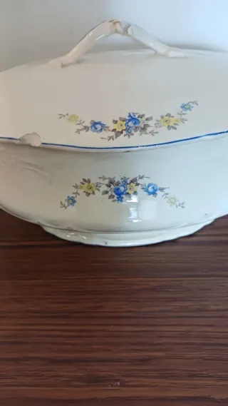 Vajilla antigua 100 años.  Ibero Tanagra