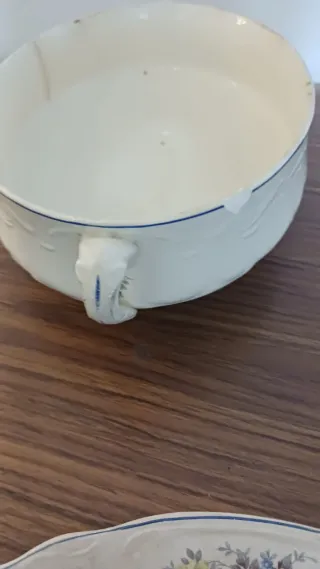 Vajilla antigua 100 años.  Ibero Tanagra