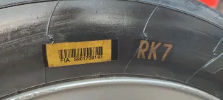 Neumáticos Pirelli RK7 slicks 15" competicion