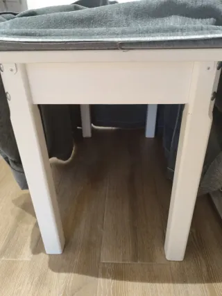 Mesa de camilla con tapa de cristal