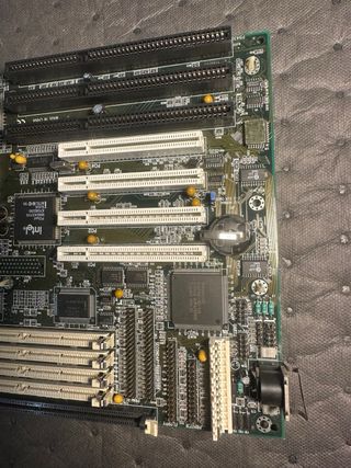 Placa base socket 7 pentium 166