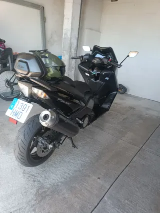 Yamaha TMAX 530