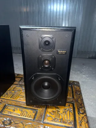 Altavoces Technics Negros modelo sb cs 65 120w