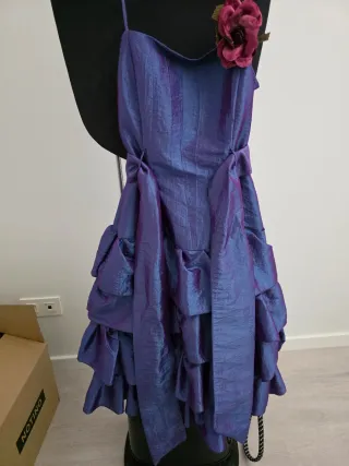 Vestido de cóctel o gala marca Toni Francesc