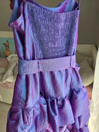 Vestido de cóctel o gala marca Toni Francesc