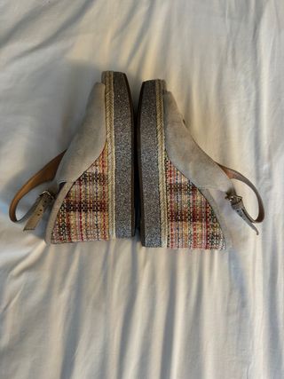 Cuña Geox Talla 39 Beige/Multicolor