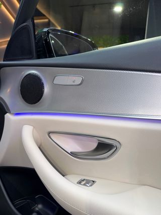 MERCEDES CLASE E220D ( AMG )