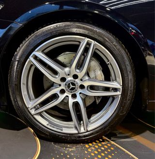 MERCEDES CLASE E220D ( AMG )