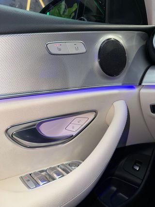 MERCEDES CLASE E220D ( AMG )