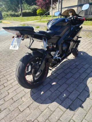 Yamaha R6 2007 Negra