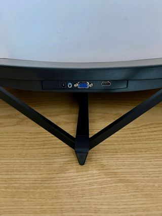 Monitor gaming curvo 24” 100Hz como nuevo