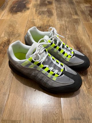 Nike Air Max 95 Gris y Amarillo