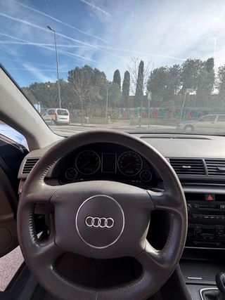 Audi A4 2001 ( Para Mecanico )