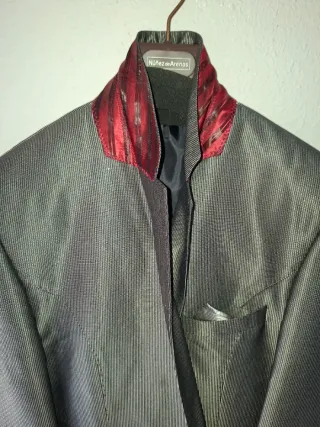 Traje de novio o fiesta