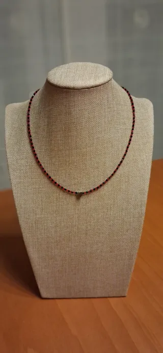 Gargantillas varias