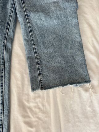 Pantalón vaquero Brownie desgastado