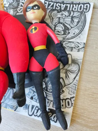 Pelúcias Os Incríveis - Sr. Incrível e Elasti