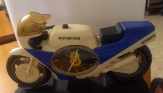 Moto SR850/reloj Vintage incorporado