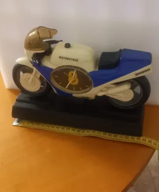 Moto SR850/reloj Vintage incorporado