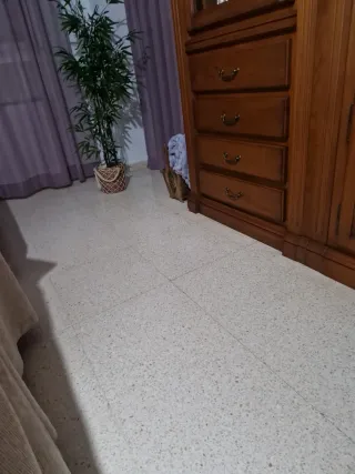 Mueble de salón de madera