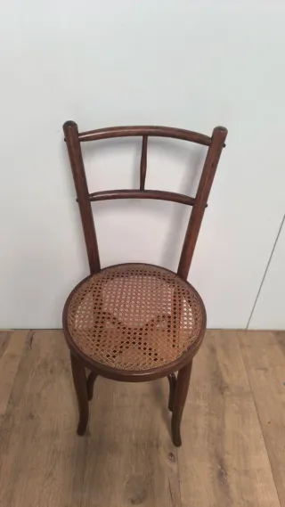 SILLA DE MADERA y RATAN VINTAGE ANTIGUA