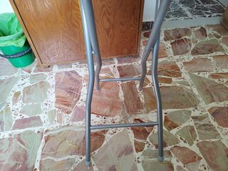 Coppia Sgabelli Acciaio e Legno