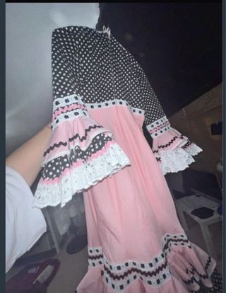 Traje de Flamenca Negro y Rosa