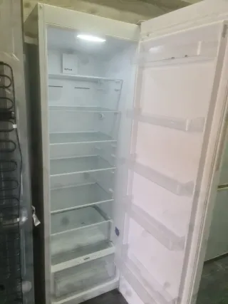 Nevera Svan Blanca