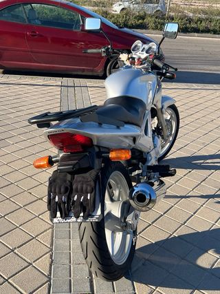 Honda CBF 250 Plata