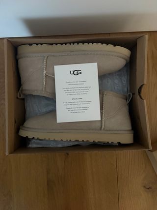 Botas UGG Beige Talla 39