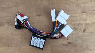 Kit Marco + Canbus para Radio Android Toyota RAV4