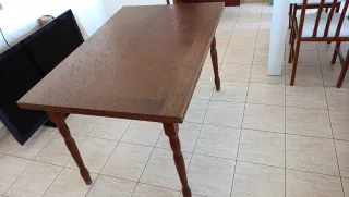 Mesa de comedor extensible de madera