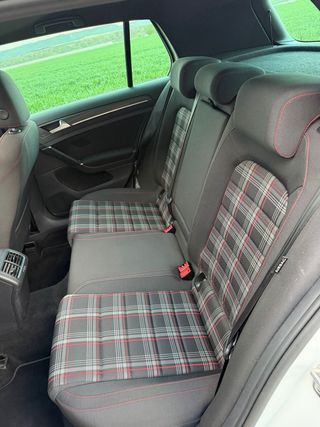 VOLKSWAGEN GOLF GTI PERFORMANCE FULL 58.000KMS!!!