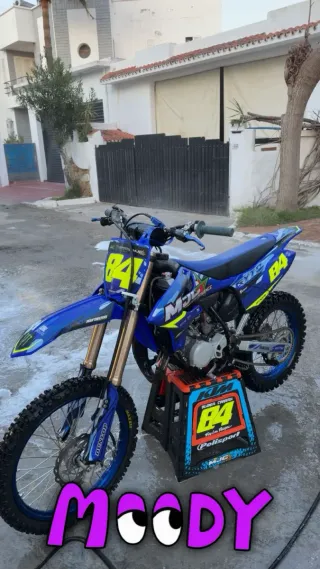 Moto Yamaha Cross Azul/Amarillo
