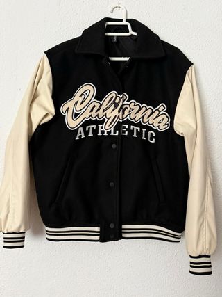 Chaqueta estilo universitario California • S