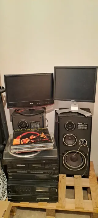 Pantalla TV 21" + Monitor PC 17"