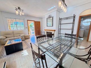 Casa en venta en Campos de Golf - Villa Martin - Los Dolses en Orihuela